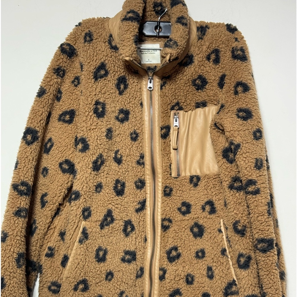 Abercrombie & Fitch Soft AF Collection Animal Print Sherpa Jacket Size Small